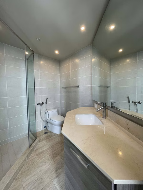 Apartamento amoblado con vista al mar en Country Club, Costa del Este