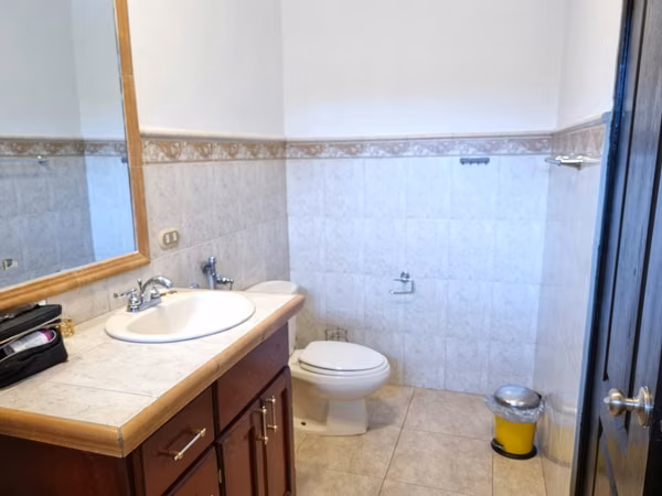 HOUSE FOR RENT IN ALBROOK