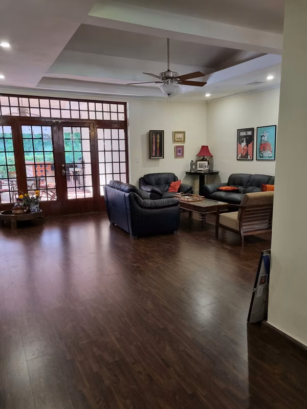 HOUSE FOR RENT IN ALBROOK