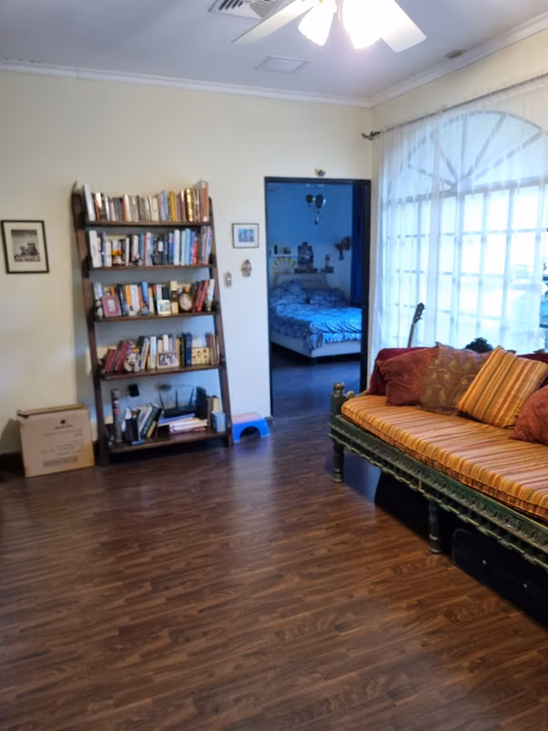 HOUSE FOR RENT IN ALBROOK