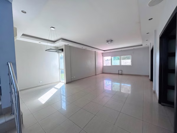 FOR SALE EXLUSIVE AND MODERN HOUSE IN ALTOS DE PANAMA