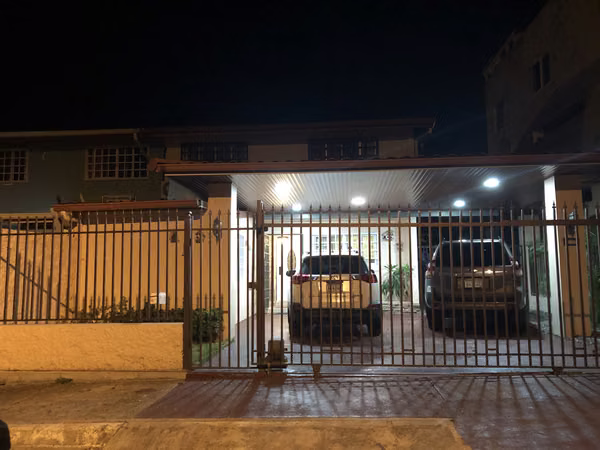 House Villas for sale