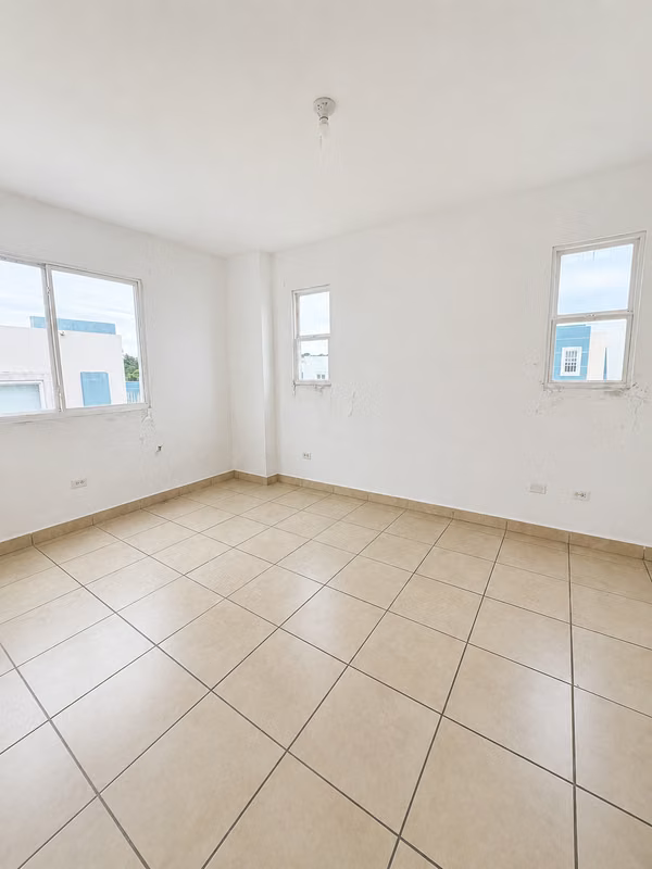 Venta de casa en Paseo del norte PH Alpes Brisas del golf