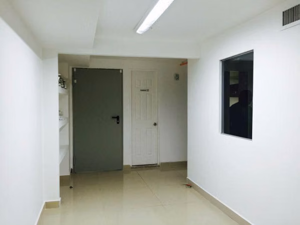Commercial Space for Rent – Condado del Rey | 220 m²