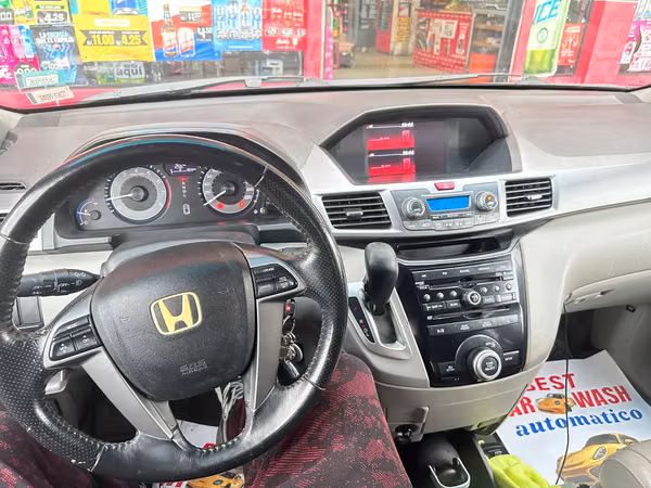 vendo camioneta Honda Odissey