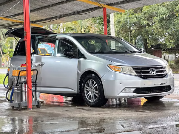 vendo camioneta Honda Odissey