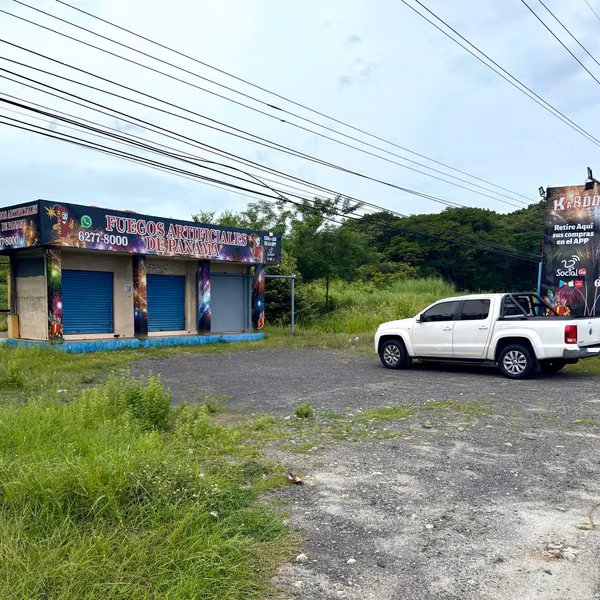 Land for sale on the Interamerina Highway Coronado