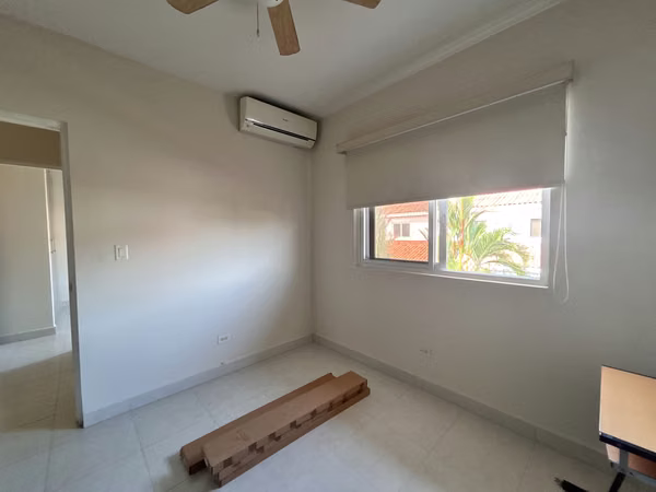 House for rent in Quintas de Versalles, Panama city