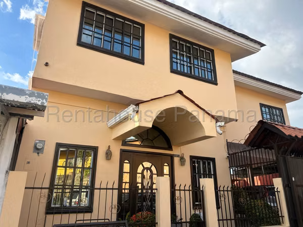 Sale of the house in El Crisol 27MVCH287