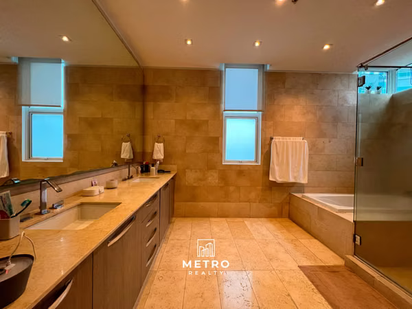Luxurious Apartment for sale in PH Santorini at Coco del Mar