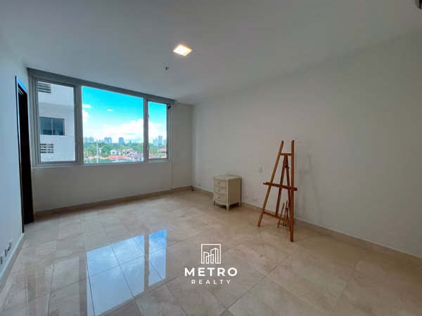 Luxurious Apartment for sale in PH Santorini at Coco del Mar