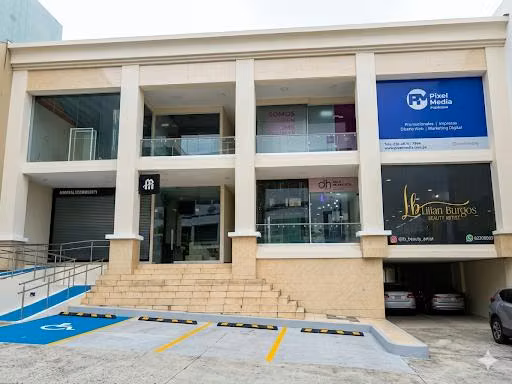 ALQUILO LOCAL COMERCIAL CENTENNIAL 1,230.50