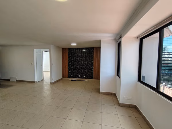 Marbella | 152.5 m² | 3 Recámaras + Den | 2 Parkings | $215,000