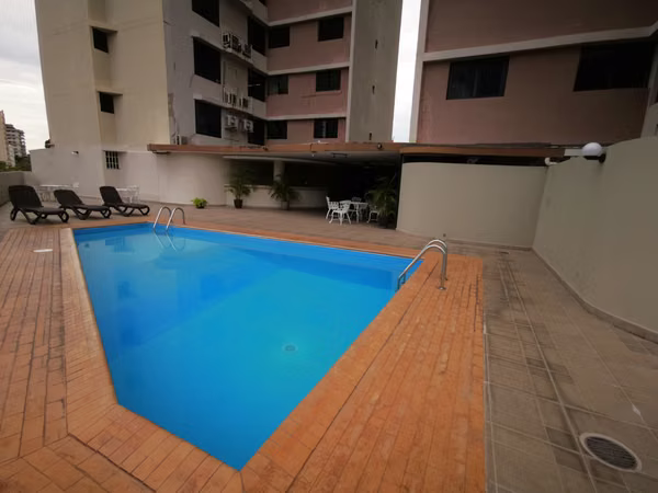 Marbella | 152.5 m² | 3 Recámaras + Den | 2 Parkings | $215,000