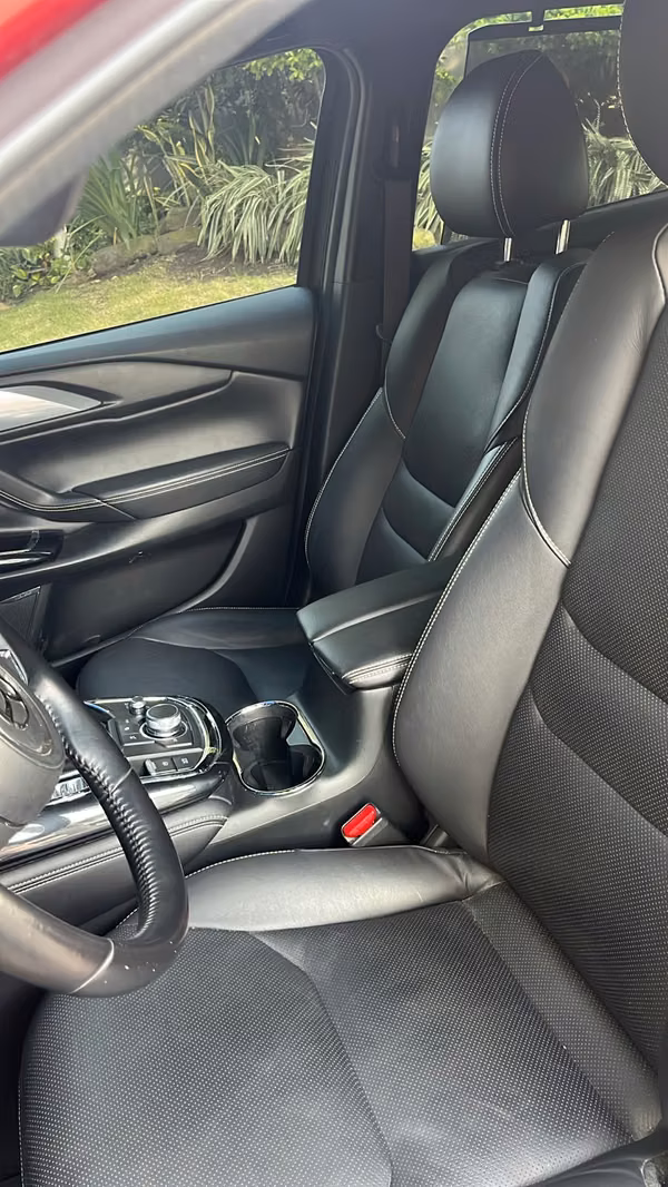 Mazda CX-9 2023 • 32,000 km • Único dueño • Como nuevo