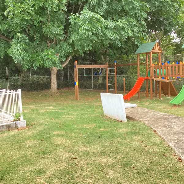 Venta de casa Urbanización Parque Oviedo