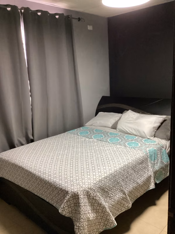 Venta de casa Urbanización Parque Oviedo