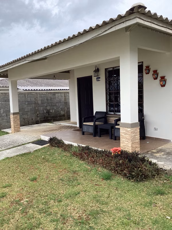 Venta de casa Urbanización Parque Oviedo