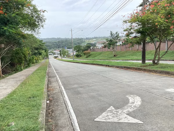 Venta de casa Urbanización Parque Oviedo