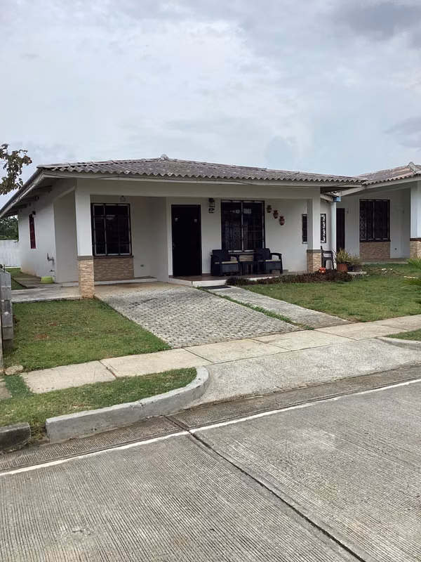 Venta de casa Urbanización Parque Oviedo