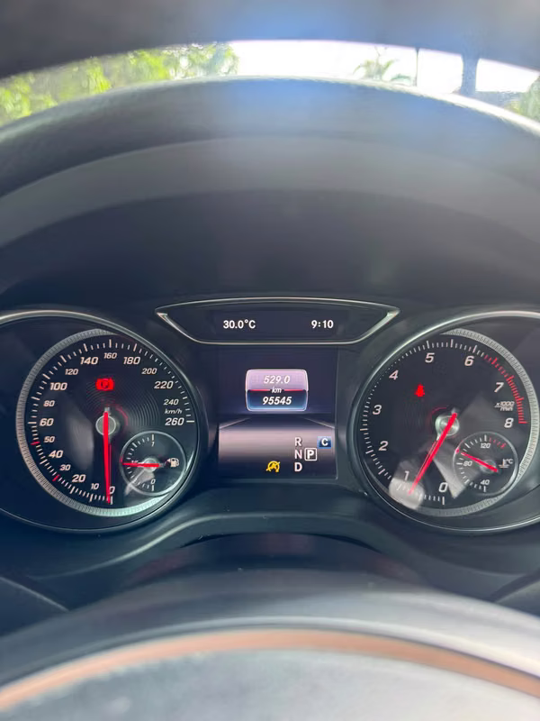 MARKETS -BENZ GLA $8,900