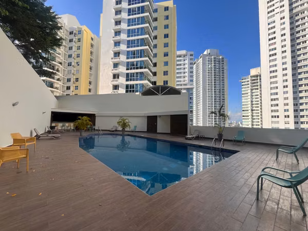 I AM SELLING AN APARTMENT IN EDISON PARK, 3 BEDROOMS, 96M2, WITH A SOCIAL AREA.