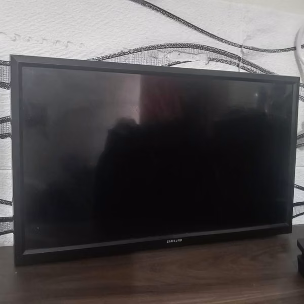 Vendo pantalla tv 22"