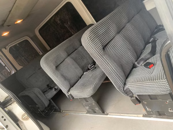 GRAN OPORTUNIDAD BUS MERCEDES SPRINTER 16+1 Pasajeros