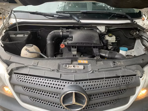 GRAN OPORTUNIDAD BUS MERCEDES SPRINTER 16+1 Pasajeros