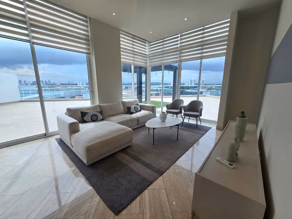 Exclusive Apartment in The Regent 3 Master Suites + Private Terrace