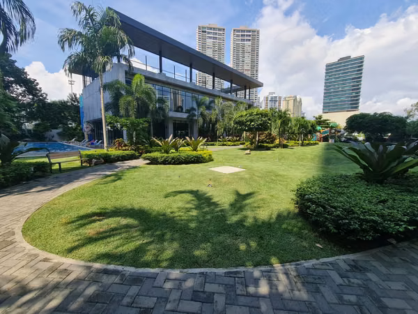 Exclusive Apartment in The Regent 3 Master Suites + Private Terrace