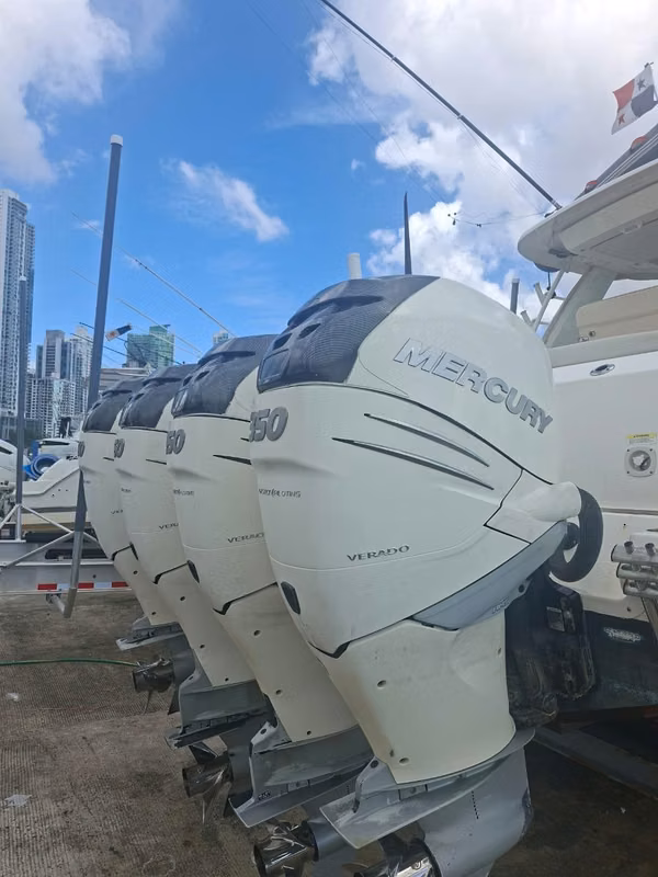 SALE - QUAD MERCURY VERADO 350 L6
