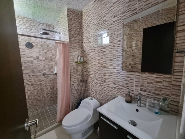 OPPORTUNITY ENJOYED in Ground Floor with garden 3 PH ALTAMIRA GARDENS
