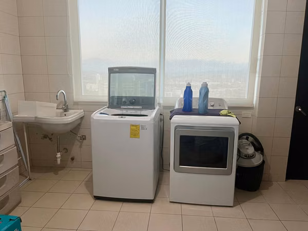 FULL-FLOOR APARTMENT FOR SALE IN COSTA DEL ESTE