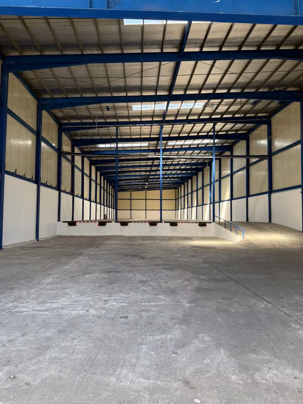 Warehouse for Rent in Río Abajo | 1,200m² | Loading Dock and Ramp | Near Vía España