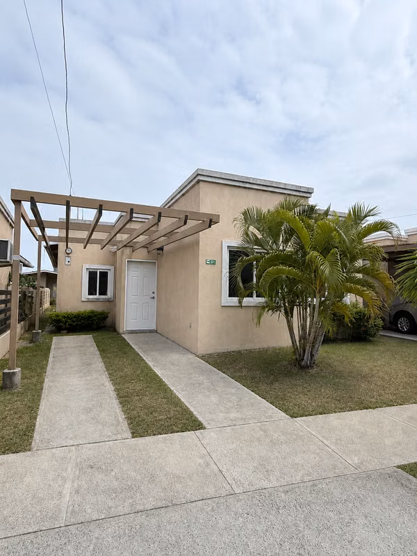 House for Sale - PH Paraiso Village, Coronado