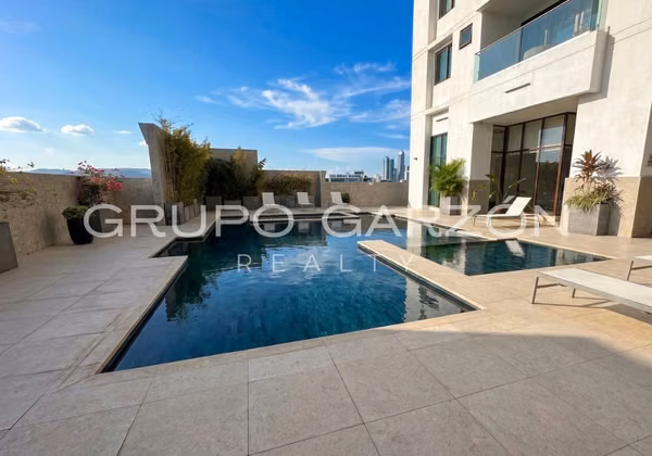 Rental in The Colonial, Santa María | 190m² - 3 Bedrooms - New Appliances