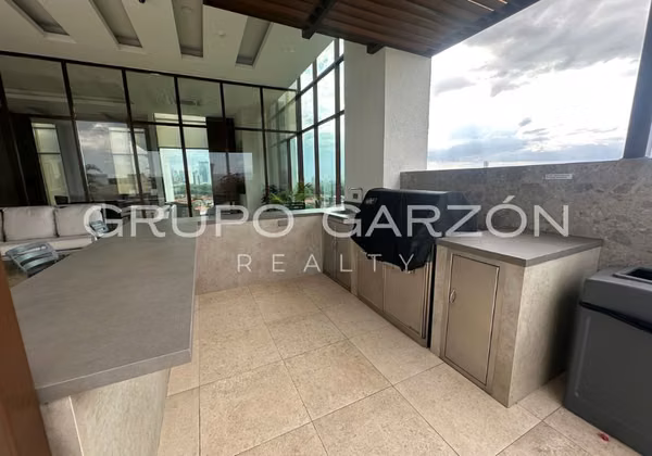 Rental in The Colonial, Santa María | 190m² - 3 Bedrooms - New Appliances