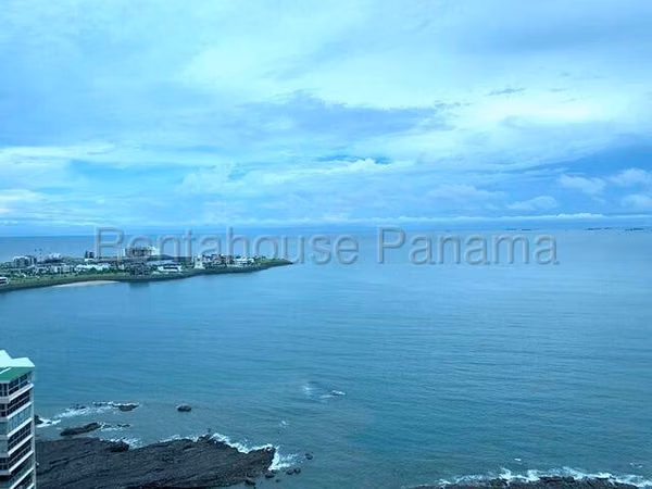 264209. Penthouse for sale at a bargain price, 511m², 5 bedrooms