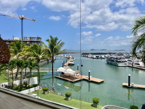 Ocean Reef Islands | Luxury 3-Bedroom Apartment for Rent | 282 m²