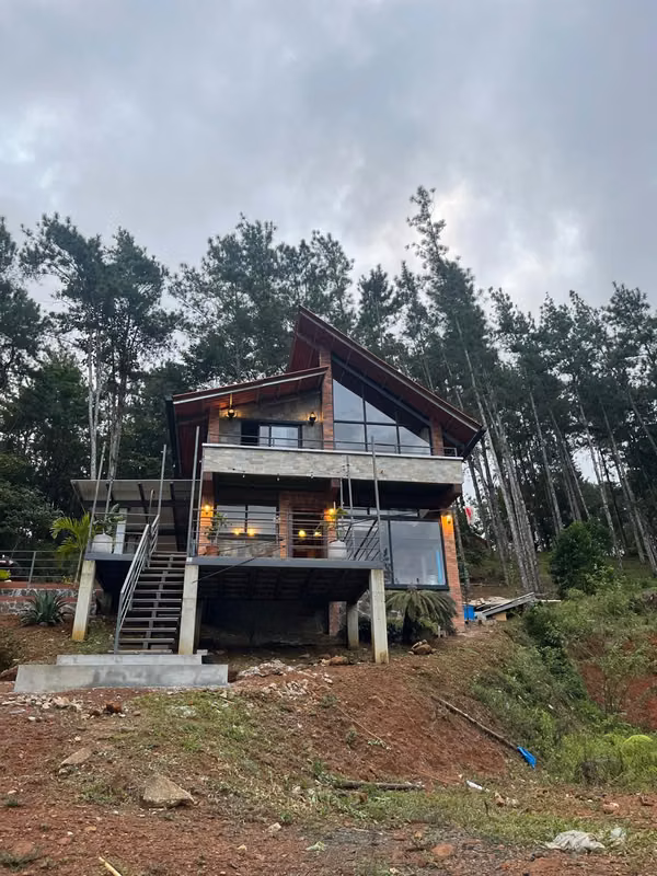RENT HOUSE WIDE 2 LEVELS FULL FURNISHED BLUE HILL