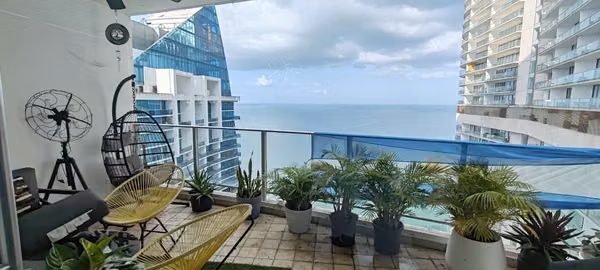 Pacific Village Apartamento en Venta