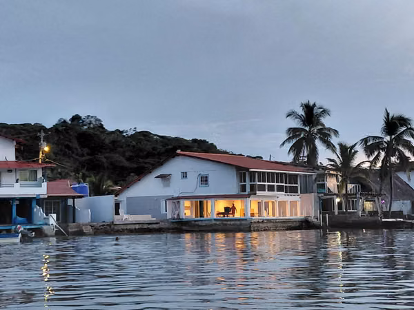 EXCLUSIVE BEACH VILLA ON ISLA GRANDE! – 100% TITLED
