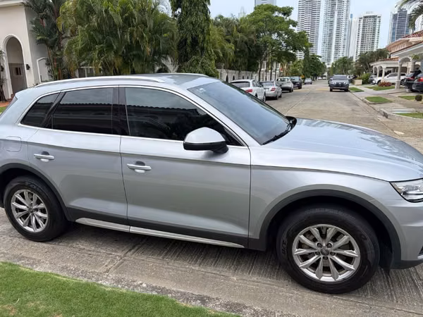 AUDi Q5-2020 Bajo