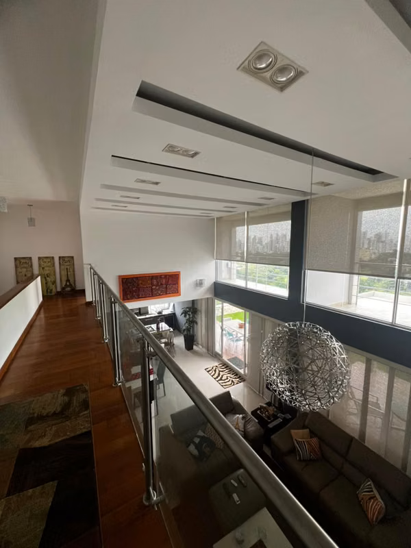 SPACIOUS AND BEAUTIFUL APARTMENT WITH DIRECT ENTRANCE TO OMAR PARK