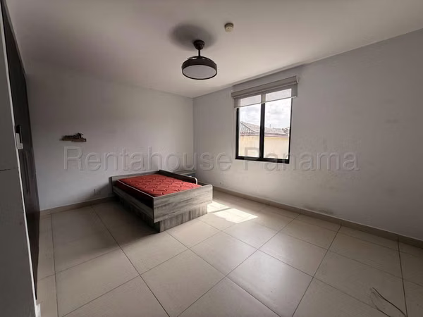 Alquilo casa en River Valley MPM26-9155