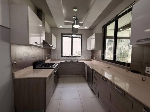 Alquilo casa en River Valley MPM26-9155