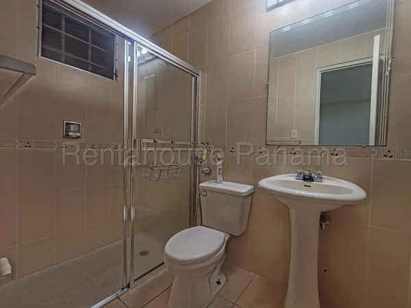 Hermosa Casa en Venta en Brisas del Golf 26PPM4361