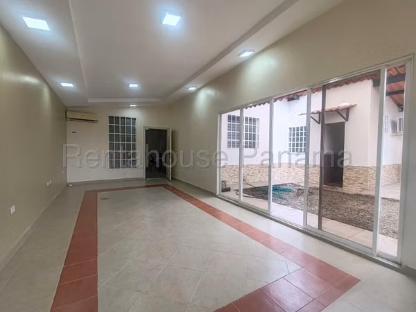 Hermosa Casa en Venta en Brisas del Golf 26PPM4361