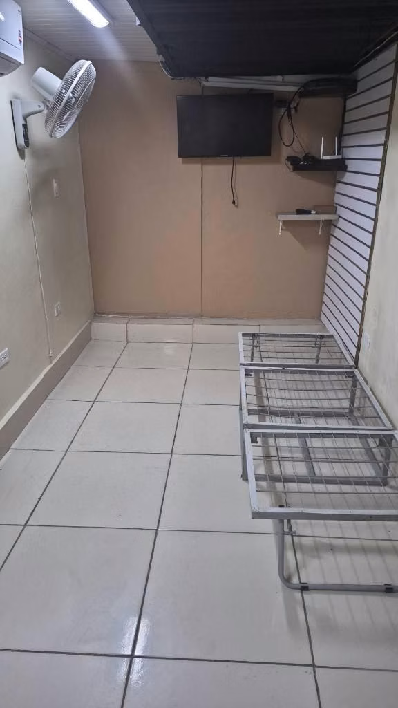 ALBYL IN BRUSCO VIA TOCUMEN SMALL INDEPEDIENT ROOM NEAR ALL